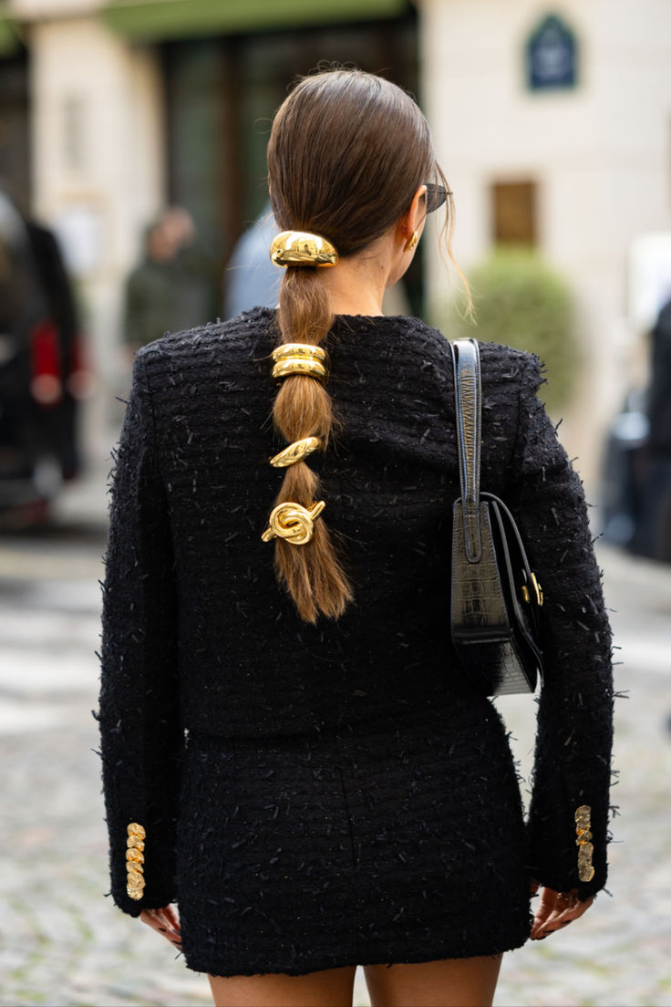 2025 GOLDENE HAAR SCHMUCK TREND