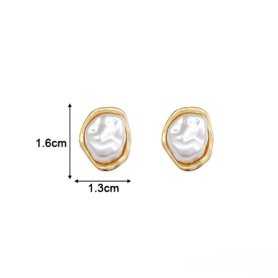 Schmoock's - Pearl Earrings