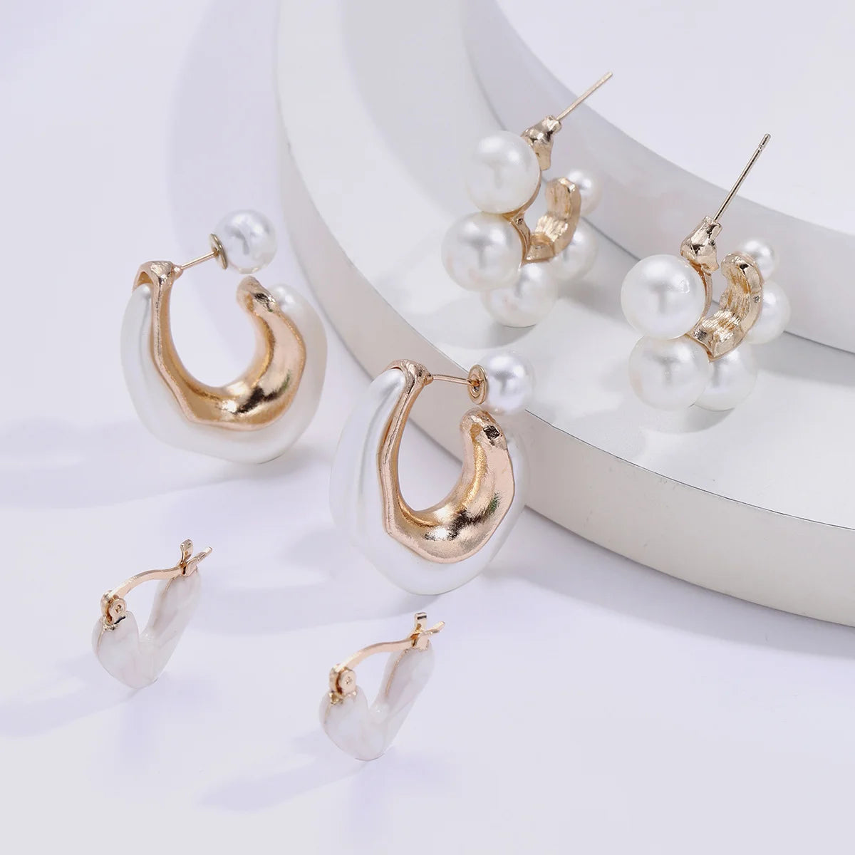 Schmoock's - Pearl earrings set